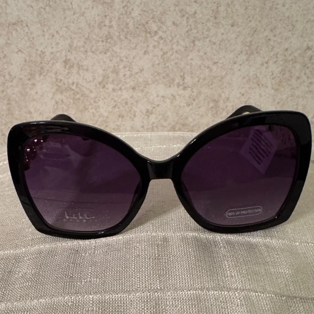 Nicole Miller Elegant Black and Gold Sunglasses